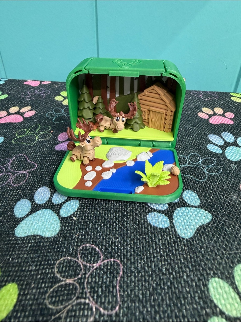 Green Portable Small Pets Playset with Woodland Moose Figures